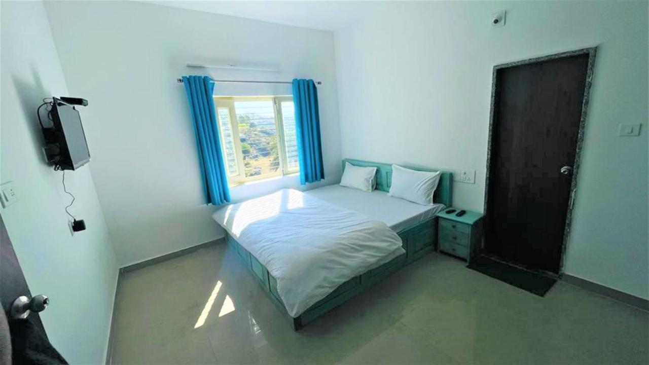 Shikhar Bunglow - A Stunning Valley View Bungalow In Mount Abu Bed & Breakfast エクステリア 写真