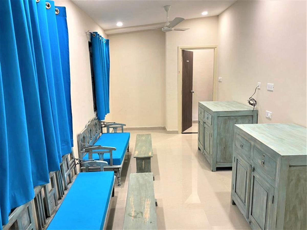 Shikhar Bunglow - A Stunning Valley View Bungalow In Mount Abu Bed & Breakfast エクステリア 写真