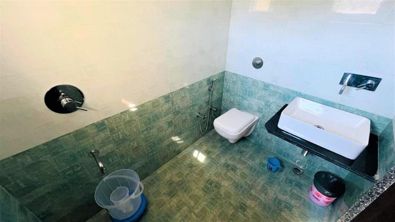 Shikhar Bunglow - A Stunning Valley View Bungalow In Mount Abu Bed & Breakfast エクステリア 写真
