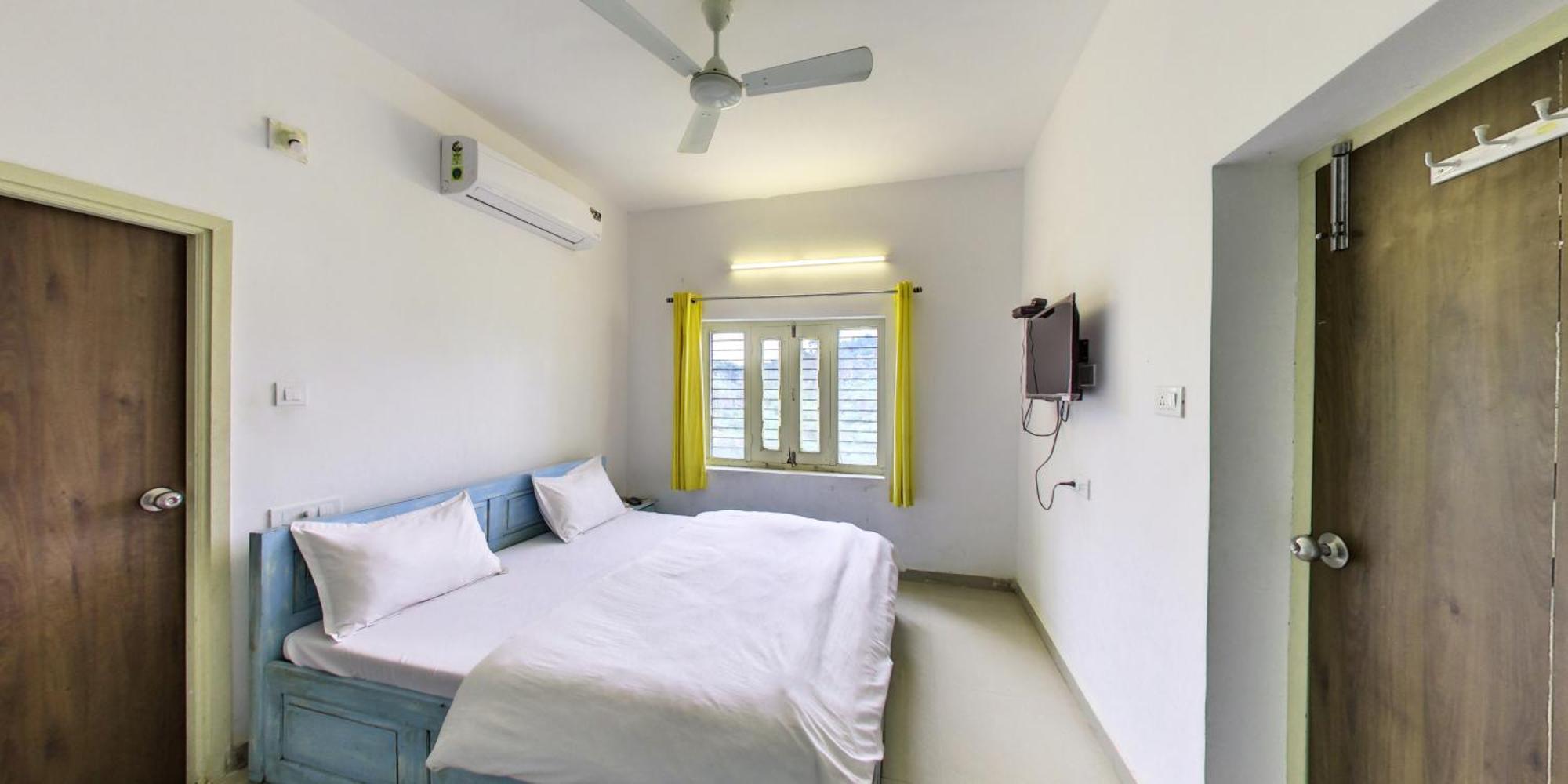 Shikhar Bunglow - A Stunning Valley View Bungalow In Mount Abu Bed & Breakfast エクステリア 写真
